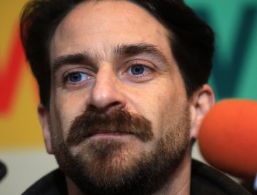 Gonzalo Winter reconoce triunfo de Jeannette Jara y compromete trabajo unitario: "Contará con todo el apoyo del Frente Amplio"