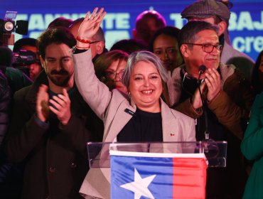 Jeannette Jara celebra su triunfo en Primaria prometiendo seguridad, crecimiento económico y salario vital de 750 mil pesos