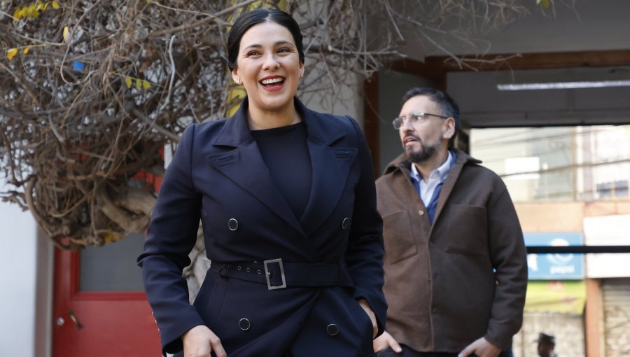 Karol Cariola celebra desde Viña del Mar el triunfo de Jeannette Jara: "Estoy segura que puede ser una gran Presidenta de Chile"
