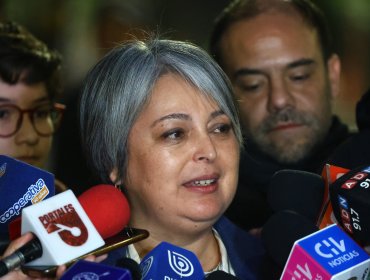 Jeannette Jara avisa que "está a disposición" para escuchar a la DC y "saber cómo podemos construir juntos"