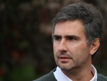 Jefe de campaña de Matthei por resultado de la Primaria advierte un "desfonde sistemático del Frente Amplio"