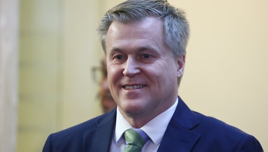 Presidente de Icare comenta triunfo de Jara y asegura que "es más probable" que gane un candidato de derecha en noviembre