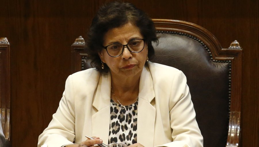 Ministra de Minería defiende acuerdo Codelco-SQM para explotación del litio: "Es una decisión de Estado"