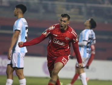 Gonzalo Sosa anotó un doblete en el triunfo de Ñublense ante Magallanes para seguir avanzando en la Copa Chile