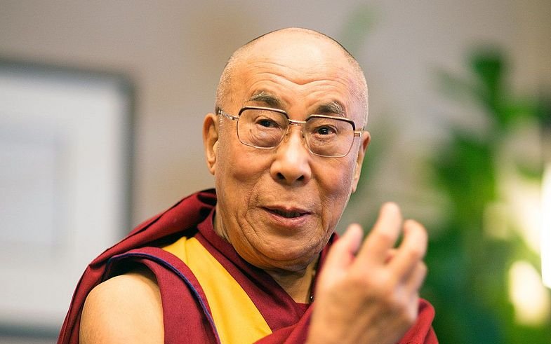 Dalai Lama confirma que tendrá un sucesor en el budismo tibetano después de su muerte