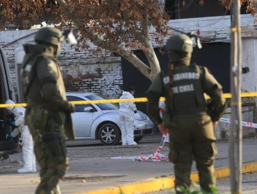 Balacera al interior de galpón comercial en el Barrio Franklin deja tres heridos: se indaga posible ajuste de cuentas
