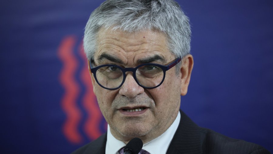 Ministro Marcel refuta críticas sobre crecimiento y afirma que "la economía chilena va por buen camino"