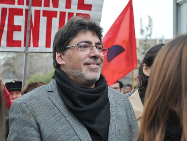 Daniel Jadue aseguró que el Partido Comunista suspendió militancia de Jeannette Jara, pero luego echó pie atrás: "Aún no es discutido"