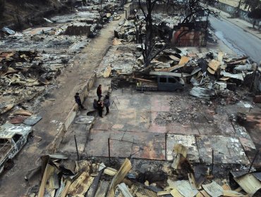 "La burocracia le ganó a la reconstrucción”: Damnificados del megaincendio cuestionan rechazo a viviendas ofrecidas por la CChC