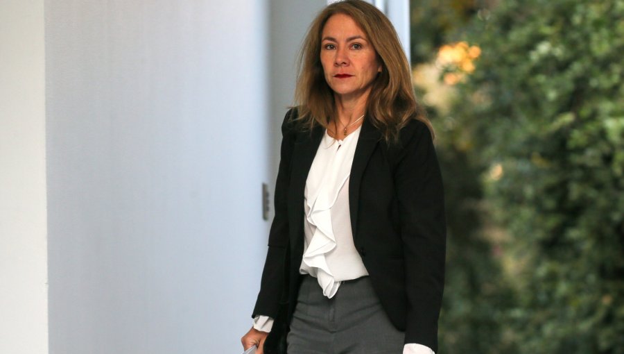 Presidenta de la CPC: "Llevamos más de dos años con desempleo sobre el 8%. Eso no puede dejarnos indiferentes"