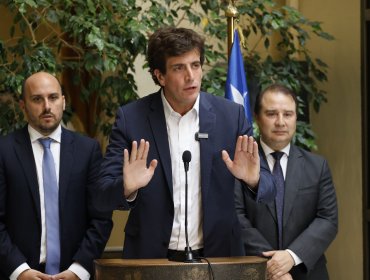 Diputados de RN solicitan comisión investigadora por muerte de gásfiter en La Moneda