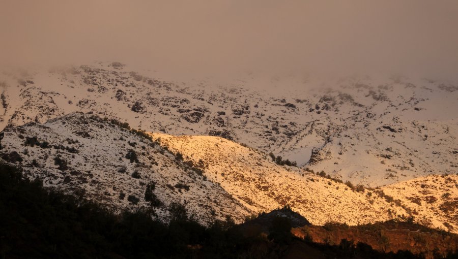 ONU posiciona a Chile y Argentina entre los lugares más fríos de la Tierra por anticiclón polar que azota la región