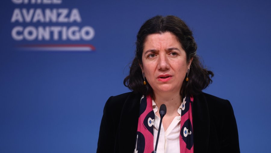 "No hay que confundir las cosas": Vocera (s) de Gobierno descarta intervencionismo electoral de Boric en actividad del PS