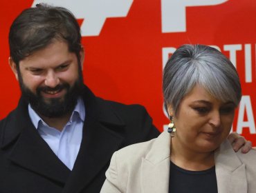 RN acude a Contraloría por "falta de prescindencia" de Boric en acto del PS: Lo acusan de actuar como "jefe de campaña" de Jara