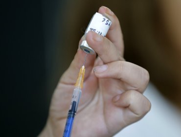 Jefe de Epidemiología del Minsal refuerza llamado a vacunarse ante circulación de virus respiratorios