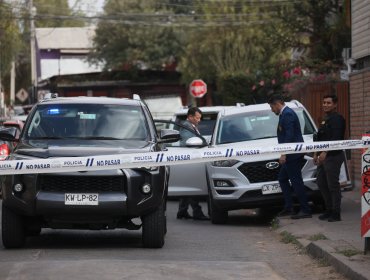 PDI indaga homicidio en Peñalolén: Hombre recibió múltiples disparos en su hogar