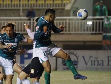 Santiago Wanderers gana a Curicó y queda tercero en la lucha por el ascenso