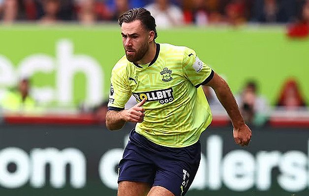 DT reducirá el plantel y Brereton deberá ganarse un lugar en Southampton: "Se trata de lograr el equilibrio adecuado"