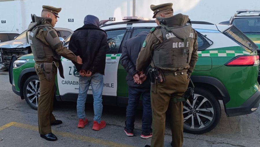 Detienen a dos delincuentes que robaron un local comercial en Viña del Mar: Ambos registran antecedentes penales