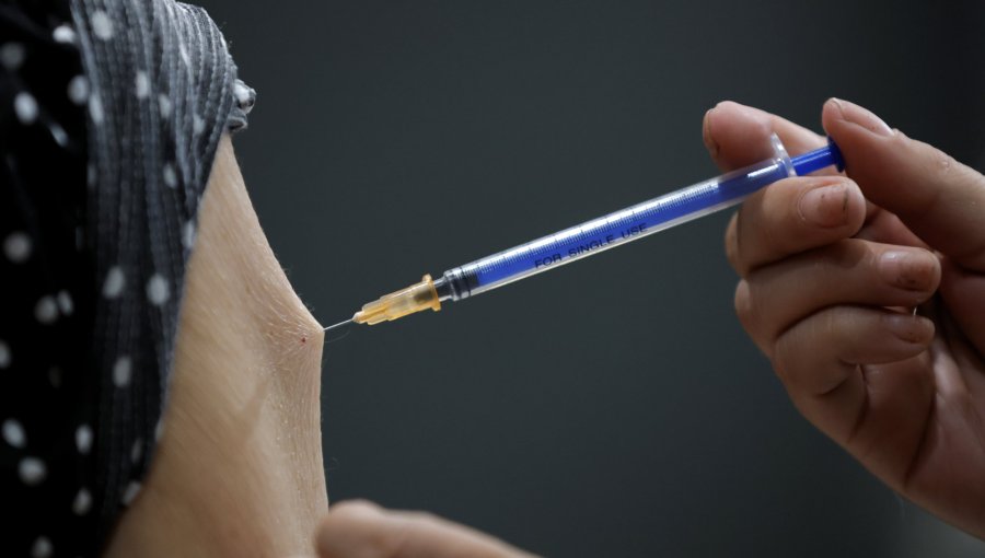 Refuerzan llamado a vacunarse contra la influenza tras el término de las vacaciones de invierno en la región de Valparaíso