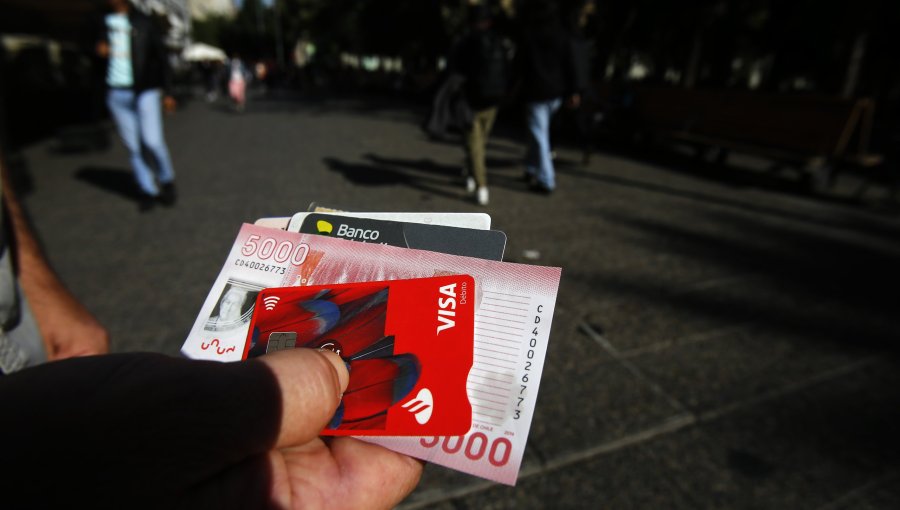 Según informe de Cuentas Nacionales del Banco Central, ingreso disponible bruto de los hogares aumentó 5,3% anual