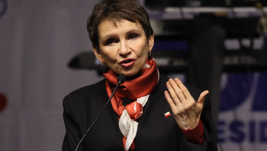 Tohá reaparece tras la Primaria y confirma respaldo a candidatura de Jara: “Ciertamente voy a contribuir”