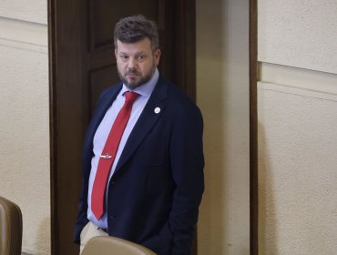 Bancada PS presentará requerimiento de destitución contra Johannes Kaiser tras dichos sobre golpe de Estado