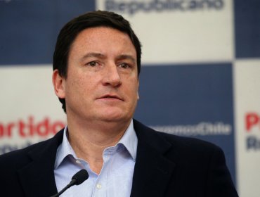 Presidente de Republicanos afirma que en "ciertas condiciones" Jeannette Jara es "sinónimo de hambre en el futuro"