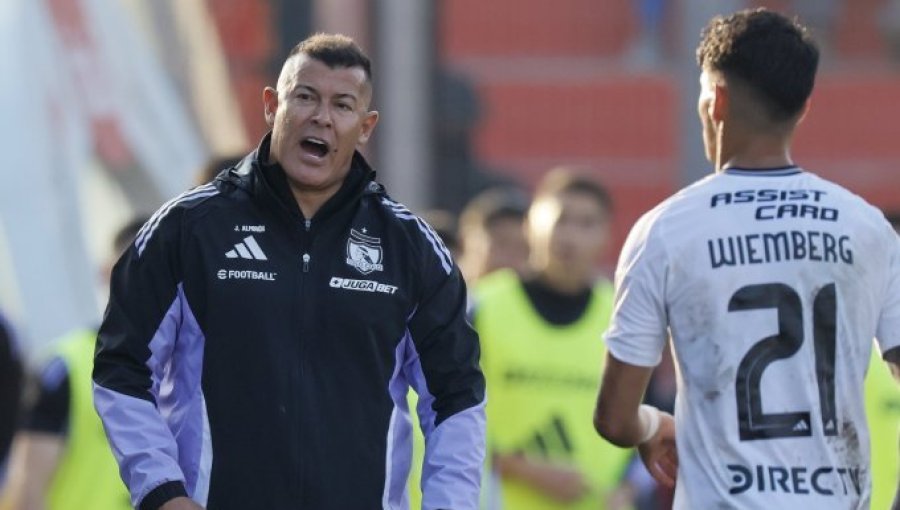 Exdirector técnico de Colo-Colo criticó duramente a Jorge Almirón tras derrota ante UC: "Cada vez estamos peor"