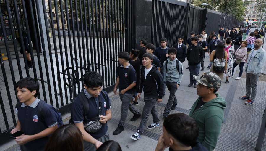 Editorial: El desesperado y silencioso grito de los niños de Chile