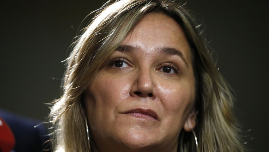 María José Hoffmann insiste en lista única de oposición y afirma que no hacerlo es "un acto de soberbia y de falta de responsabilidad"