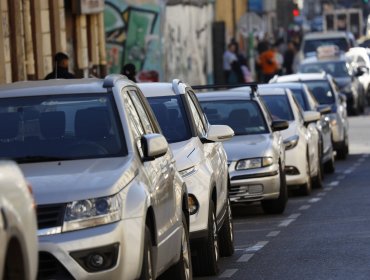 Comisión de Seguridad Ciudadana comenzó el análisis de proyecto que impone cárcel o multa a cuidadores de autos ilegales