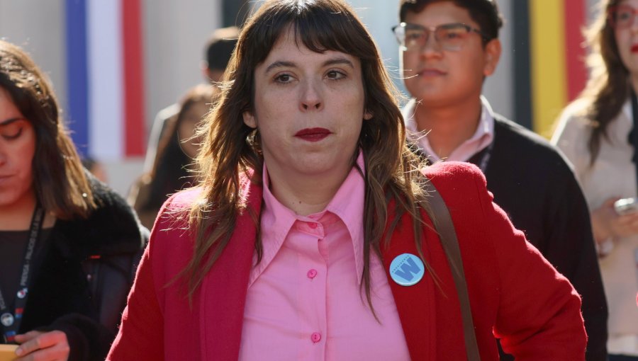 Frente Amplio confirma respaldo a Jara, reconoce "falencias" en campaña de Winter y llama a "impulsar" lista parlamentaria única
