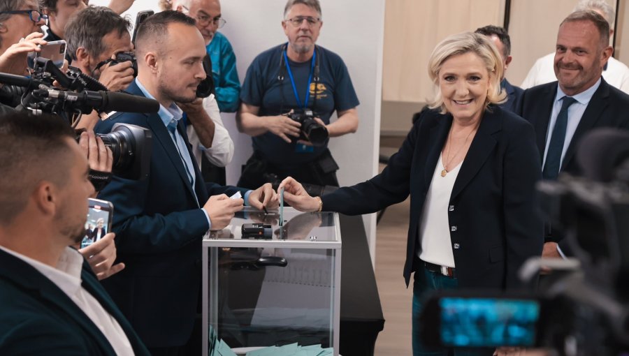 Policía francesa allanó la sede del partido Agrupación Nacional de Marine Le Pen tras supuesta financiación irregular