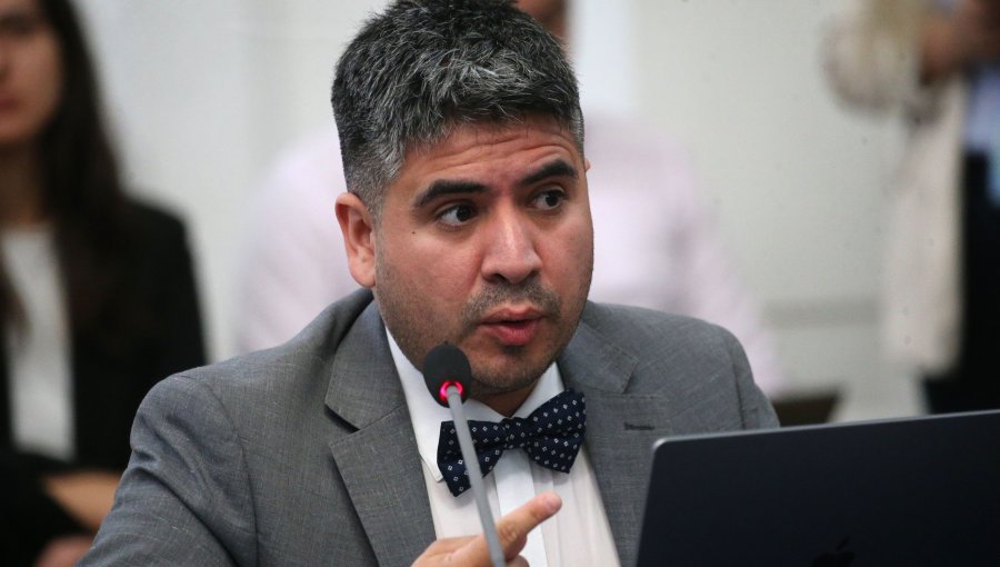 Diputado Lagomarsino denuncia que rack de comunicaciones del fono 131 se encuentra en peligro tras derrumbe de techo
