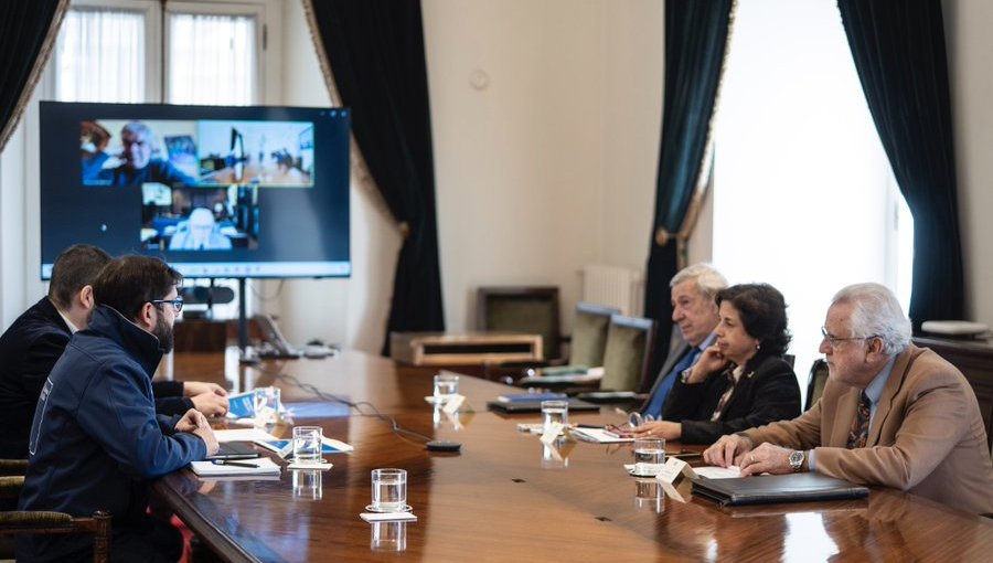 Presidente Boric convocará a grupo transversal de expertos económicos por arancel al cobre de Trump