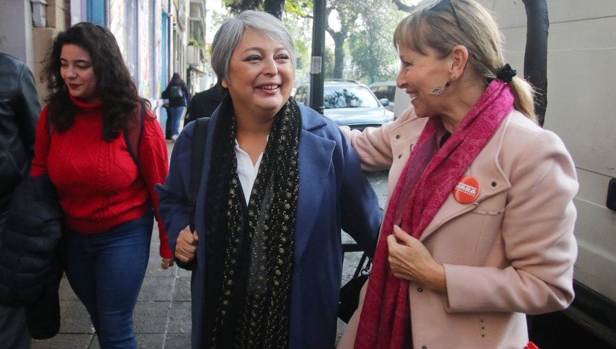 Diputada Gazmuri dice que el equipo de Jeannette Jara apuesta por "tratar de ganar en primera vuelta"