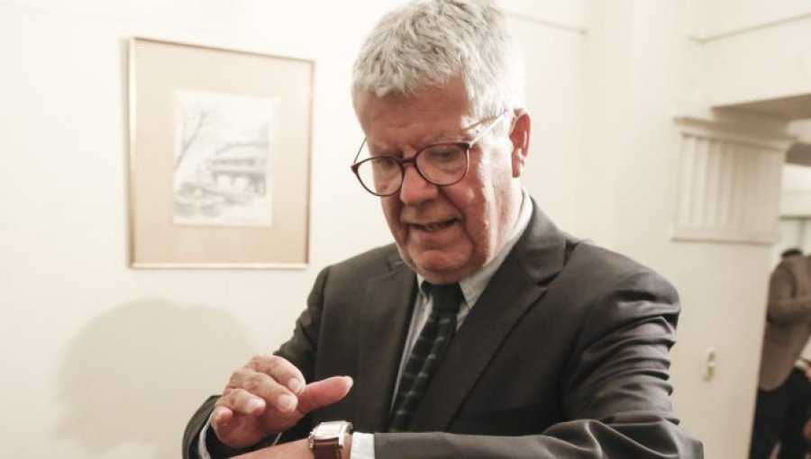 Exministro Eyzaguirre reitera que no será parte del comando de Jeannette Jara: "Tenemos grandes diferencias"