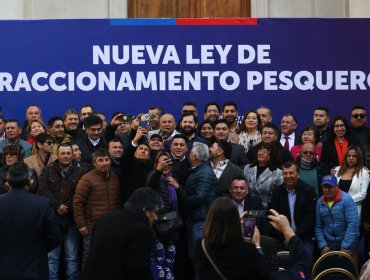Presidente Boric promulgó ley que fija un nuevo fraccionamiento entre el sector pesquero artesanal y el industrial