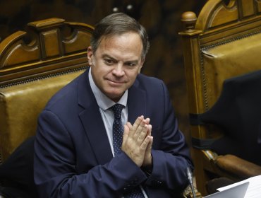 Senador Walker dice que Demócratas "está logrando el objetivo" para presentar firmas ante el Servel