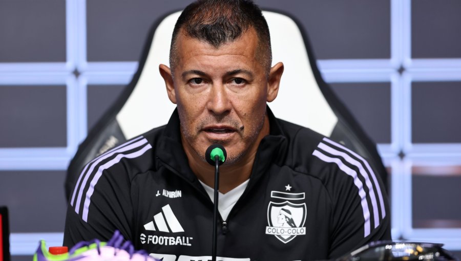 Almirón dice que no se pone en el escenario de sufrir una derrota ante la U y afirma que "yo voy a ganar mañana"