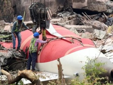 Informe preliminar apunta a un error del piloto en el suministro de combustible previo a tragedia de Air India