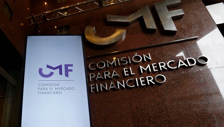 CMF denuncia a 8 entidades por presuntos delitos de estafa en entrega de créditos a través de sitios web