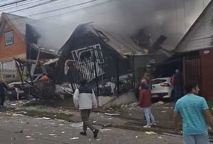 Explosión por gas en Temuco deja una fallecida y ocho viviendas afectadas