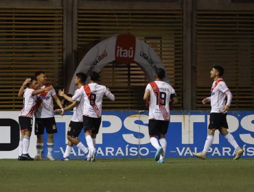 San Marcos tropezó ante Curicó y puso en riesgo su liderato en el Ascenso