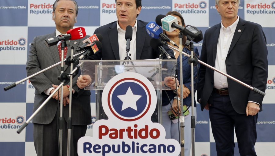 Republicanos oficializa pacto electoral con partidos Nacional Libertario y Social Cristiano