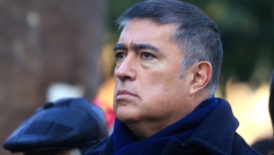 Contraloría desestima requerimiento por viaje de Mario Desbordes y alcalde fustiga al Partido Comunista: "Ahora están calladitos"