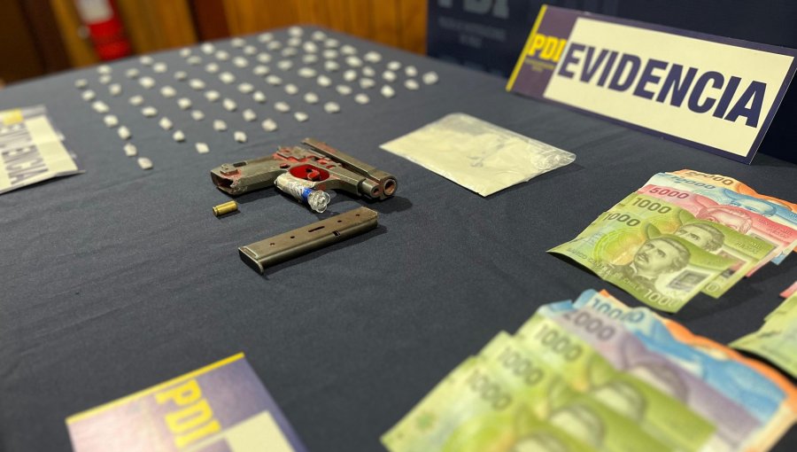 Dos detenidos y 285 dosis de cocaína base incautadas deja operativo antidrogas en Coronel