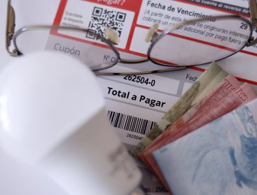 Cariola lamenta que la V Región concentre las tarifas eléctricas más caras del país y reitera llamado al Gobierno a tomar medidas