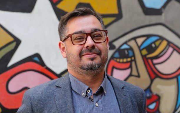 Fernando Carmona no continuará como jefe programático de la campaña de Jeannette Jara
